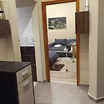 Appartement Near Opera In Downtown *