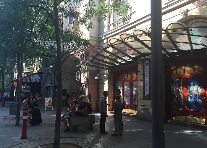 Near Opera In Downtown 부다페스트