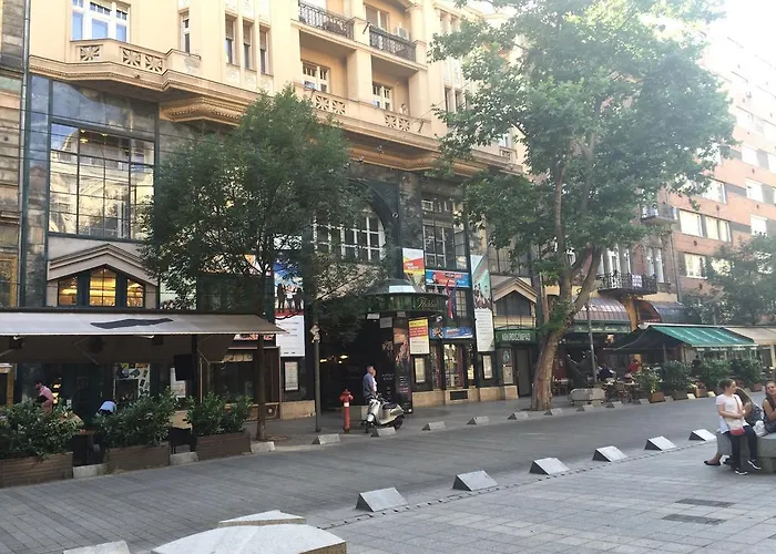 아파트 Near Opera In Downtown *